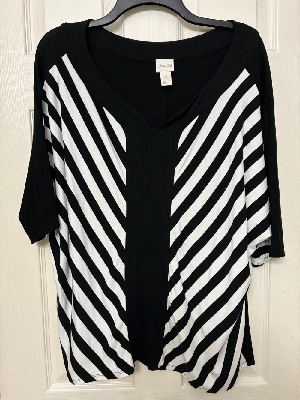 Chico's Black & White Striped V-Neck Women's Top